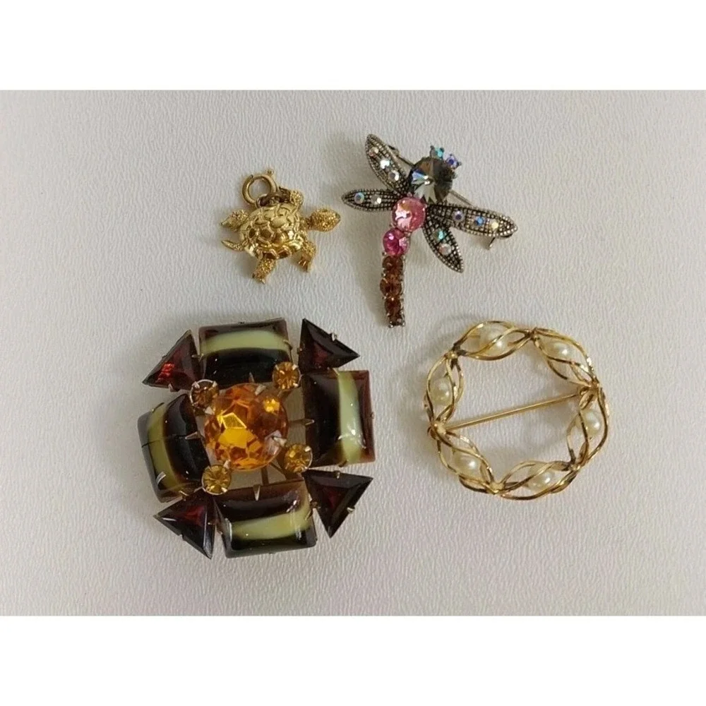 Vintage Lot Of 4 Small Rhinestone Wearable Brooch Pins Turtle Charm Dragonfly‎
